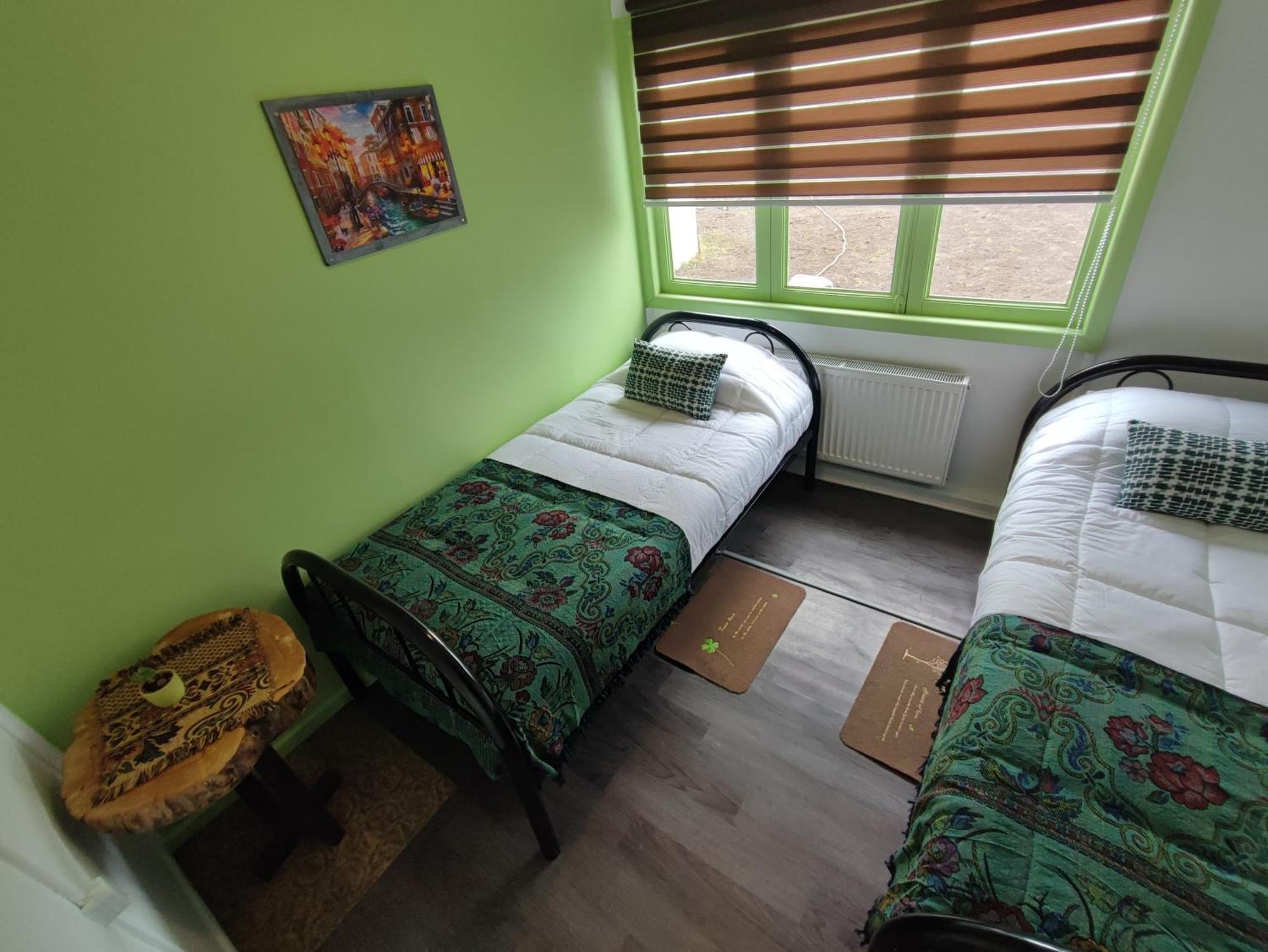 Hostel Kuntur Puerto Natales Esterno foto