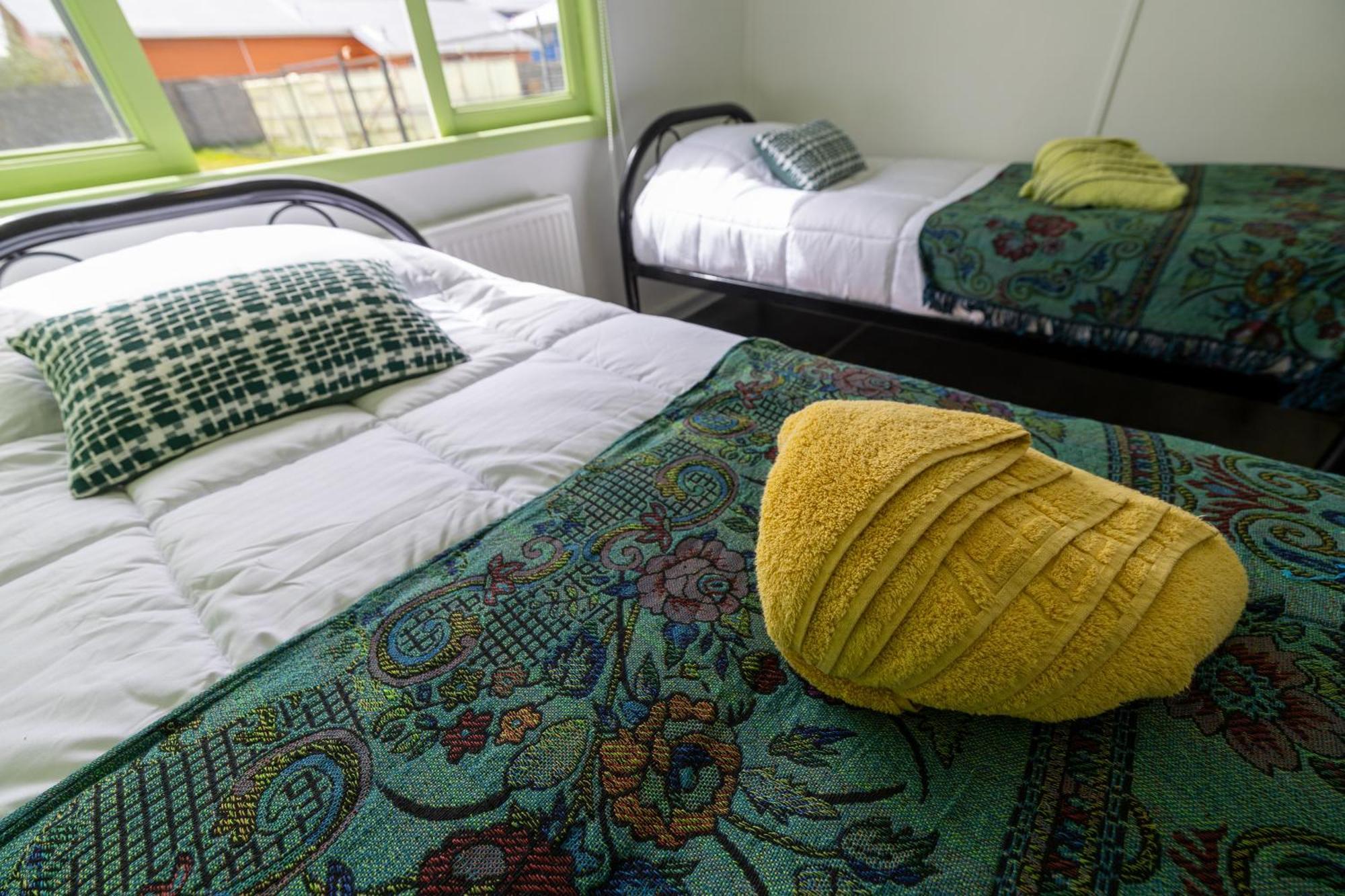Hostel Kuntur Puerto Natales Esterno foto